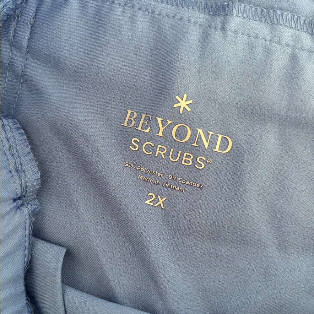 Woman’s Scrub Pant - Picture 3 of 3